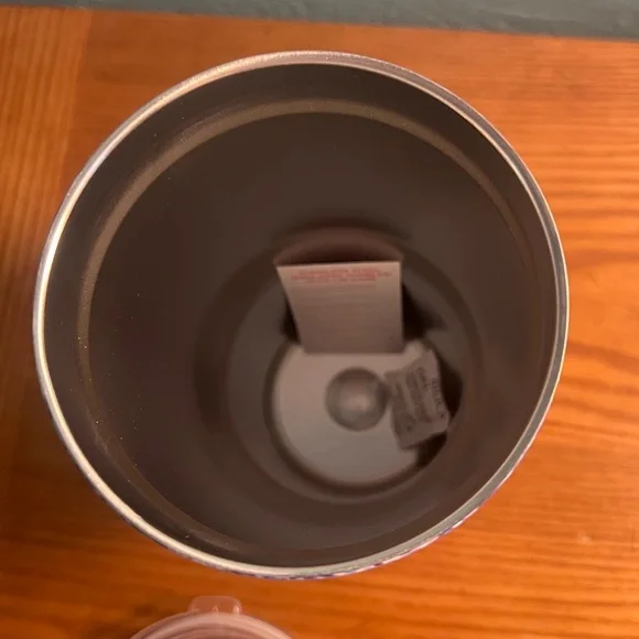 Lilly Pulitzer Stainless Steel 30 oz. insulated Tumbler w/ lid High Manetenance - Picture 7 of 7